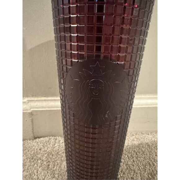 Starbucks Berry Plum Grid Disco Christmas Holiday (2020) 24oz Cold Cup W/ Straw - Picture 2 of 6